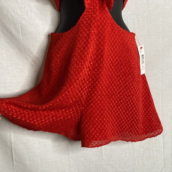 Alice + Olivia Runway Sample Tie Front Red Romper cutout new with tag - Picture 6 of 6